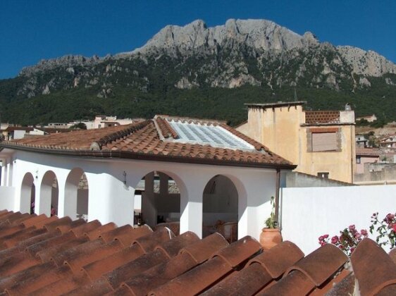 Bed and Breakfast Santa Maria Oliena