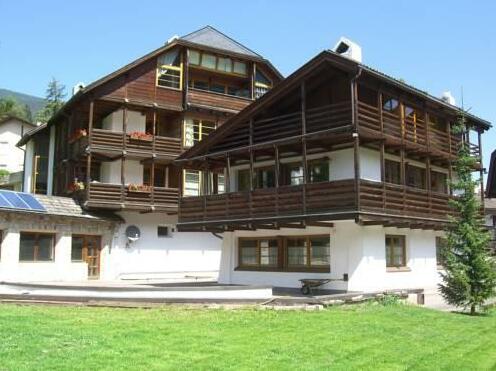 Apartments Otco - Photo2