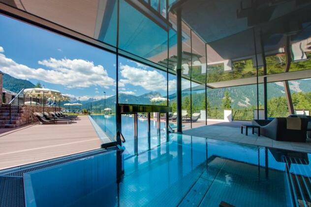 Hotel Albion Mountain Spa Resort Dolomites - Photo2
