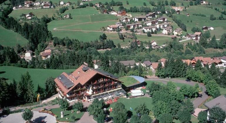 Hotel Rodes - Photo2