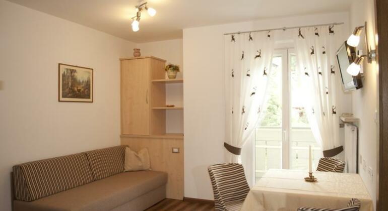 Residence Fever - Photo4