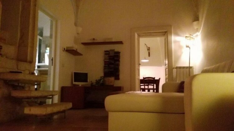 Via Roma Ostuni - Photo3