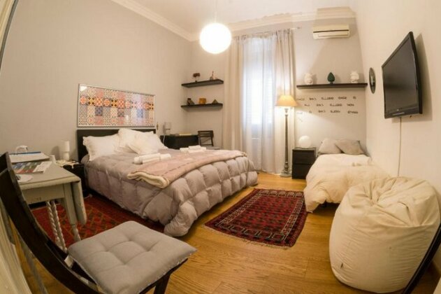  Photo 3