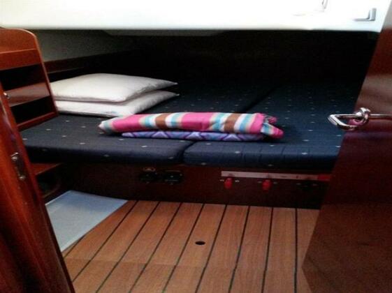 Boat Roaster Blood - Photo2