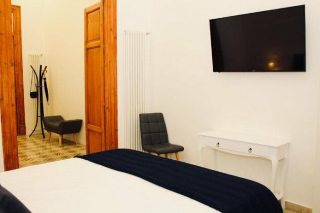 Cluverio11 Luxury Apartment - Photo3