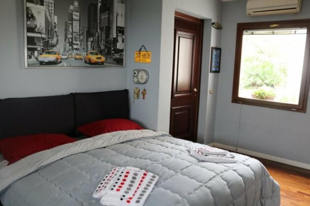 Dado's Room - Photo3