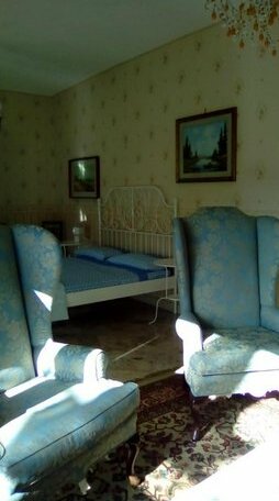 Eleventh Heaven - Photo3