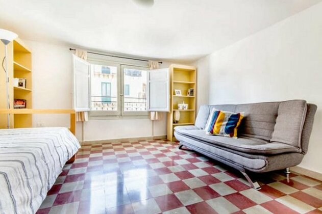 Flat at Cathedral - Photo2