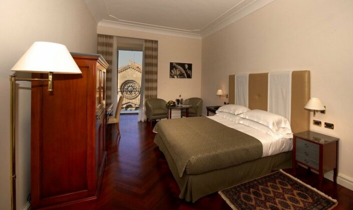 Grand Hotel Piazza Borsa - Photo4