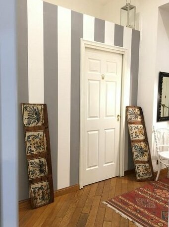 Home Chic - Photo2
