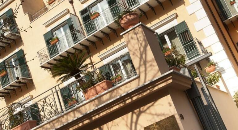 Hotel Giardino Inglese - Photo2