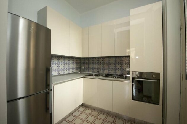 KMC suites - Yellow - Photo2