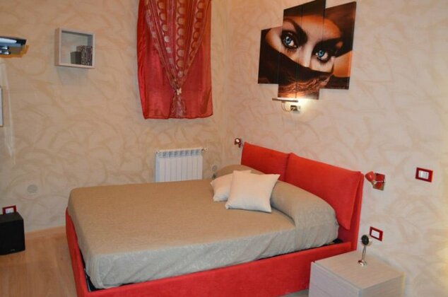  Photo 3