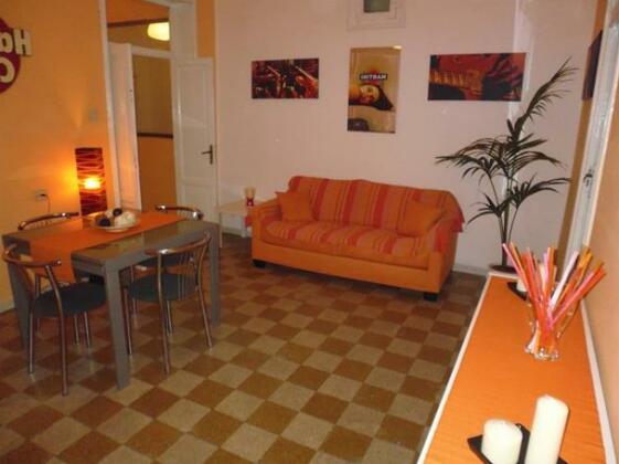 Plaza Apt - Photo3