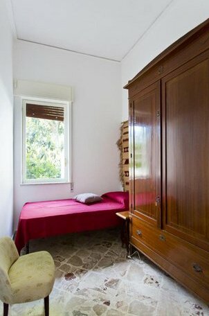 Symphony Rooms - Photo2