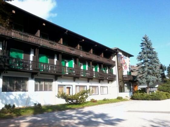 Hotel Regina Delle Dolomiti - Photo2