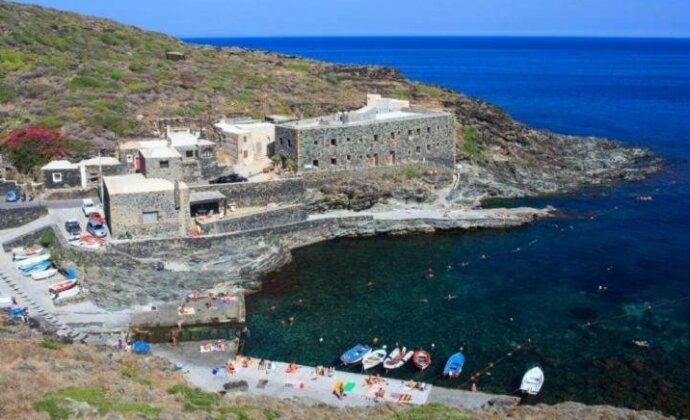 Cala 1