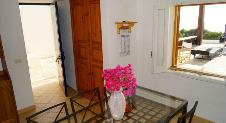 Waterfront Villa - Photo5