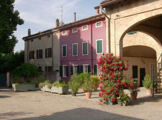 Agriturismo Bed and Breakfast Leoni - Photo2