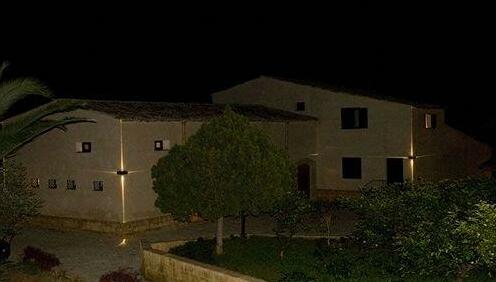 Calajo Resort - Photo2