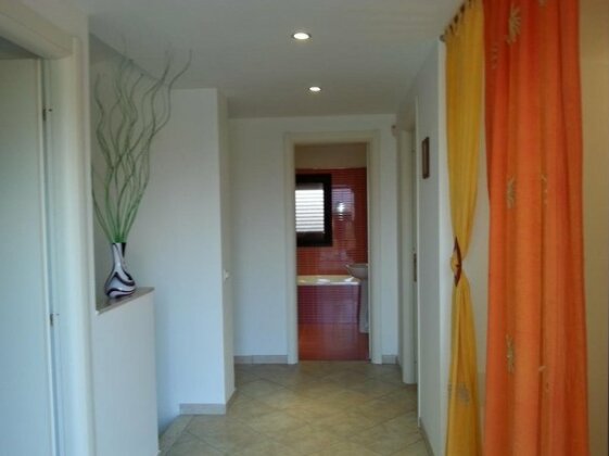 Maison de Fleurs - Photo3