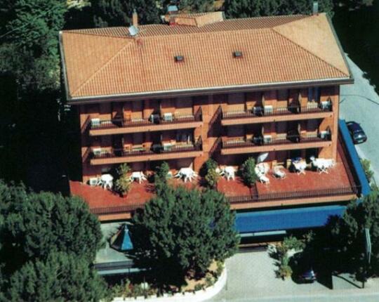 Hotel La Vela Passignano sul Trasimeno