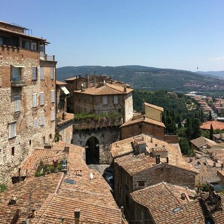 I Gioielli Dell'Umbria - Rubino Zaffiro Avorio