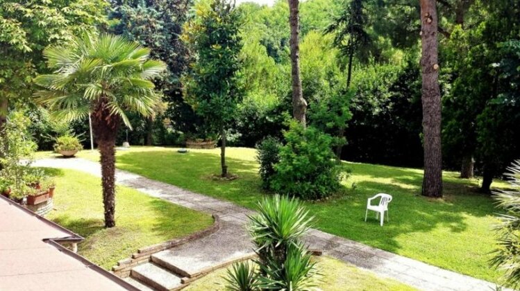 Villa With 7 Bedrooms in Pesaro With Private Pool Enclosed Garden and Wifi - 3 km From the Beach - Photo4
