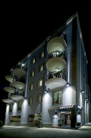 Victoria Hotel Pescara - Photo2