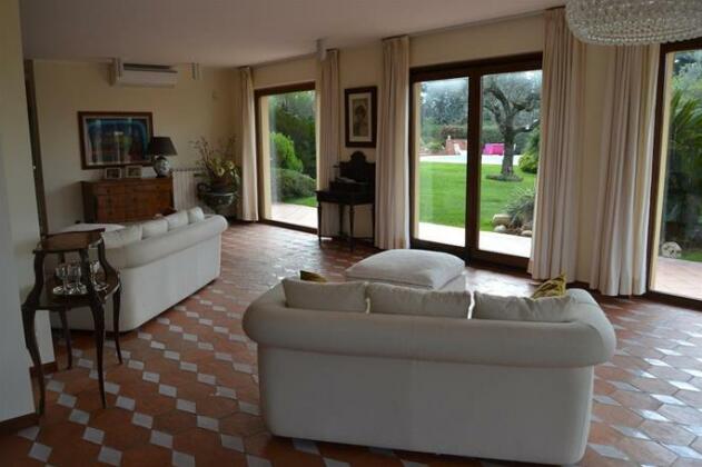 Villa Zagara Luxury Bed And Breakfast - Photo5