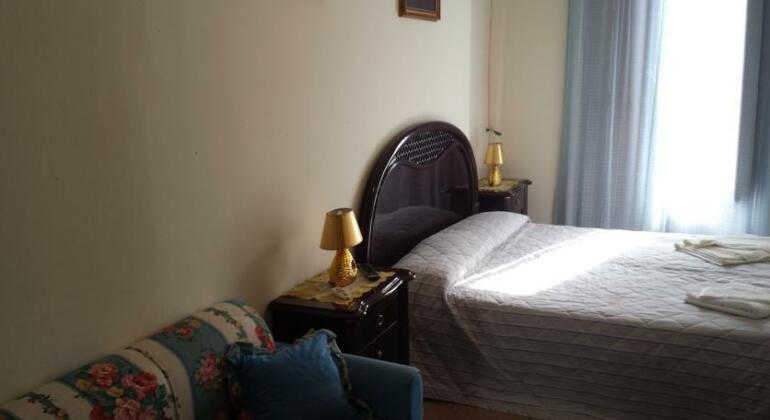 Bed and Breakfast Sofia - Photo5