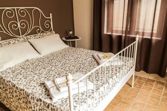 Etna Yellow Cottage - Photo5