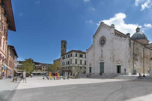 Bonnes Vacances A Pietrasanta