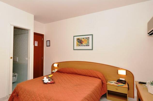 Hotel Azzurra Pietrasanta - Photo4