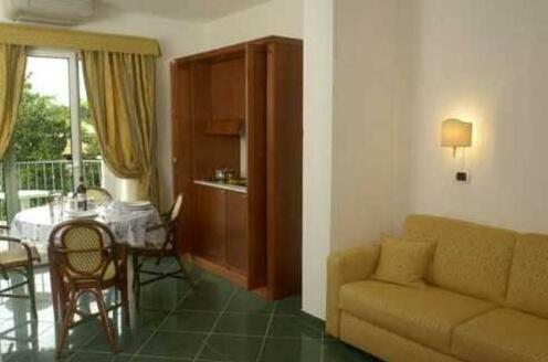 Hotel Residence Villa Marzia - Photo3