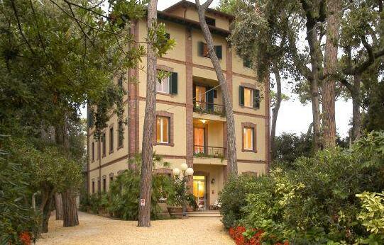 Hotel Villa Tiziana Pietrasanta - Photo3