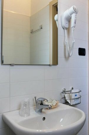 Hotel Miramare Dipendenza - Photo4
