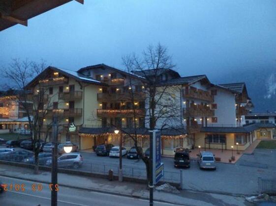 Hotel Canada Pinzolo