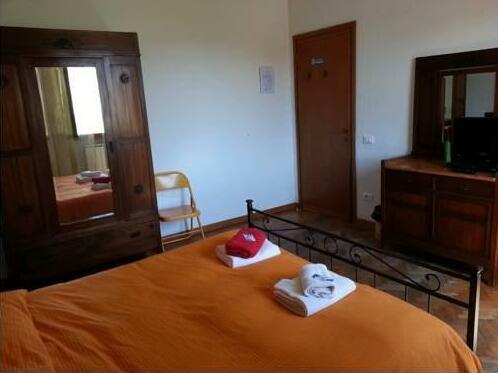 A Due Passi Dal Centro Bed and Breakfast - Photo4