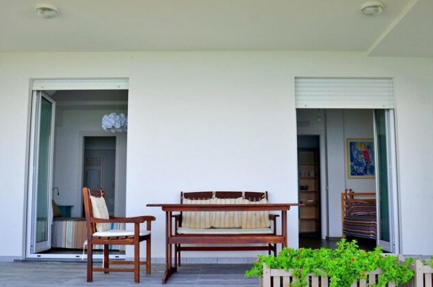 Marina Holiday Home - Photo2