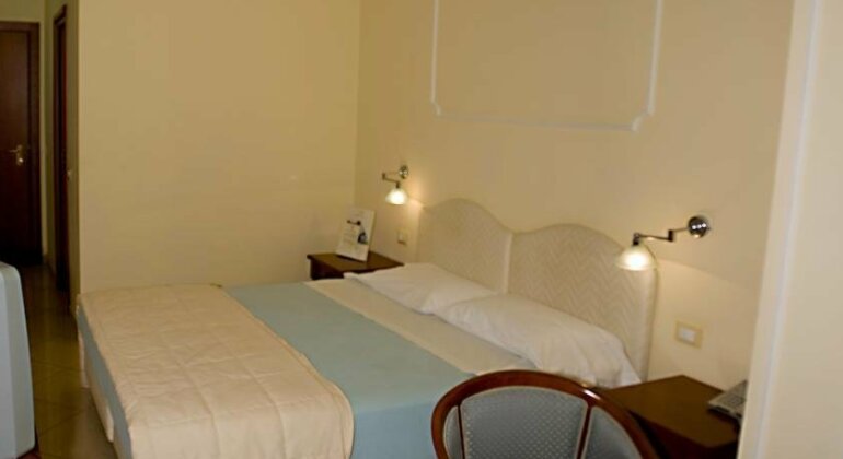 Pizzo Marinella - Photo4