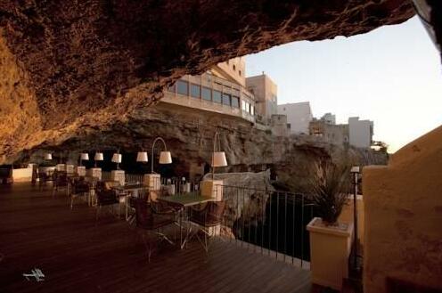 Hotel Ristorante Grotta Palazzese - Photo2