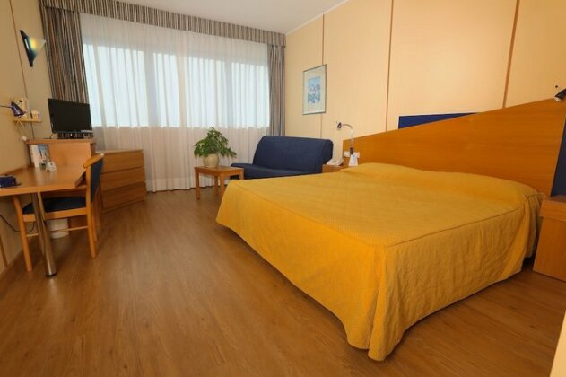 Express Hotel Aosta - Photo4