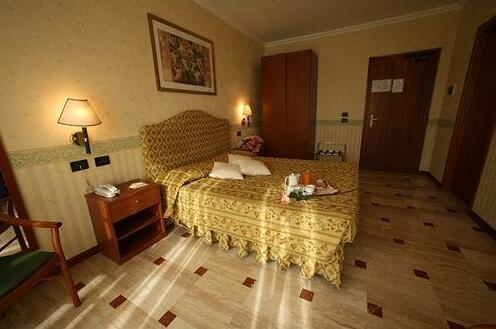 Hotel President Pomezia - Photo4