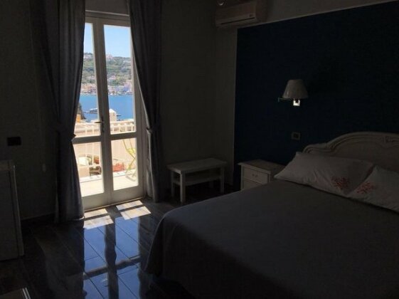 B&B Ponza Suite - Photo4