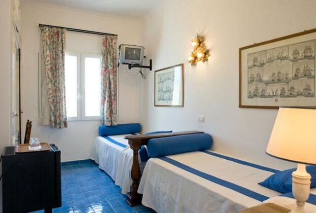 Hotel Chiaia Di Luna - Photo4