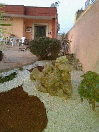  Photo 3