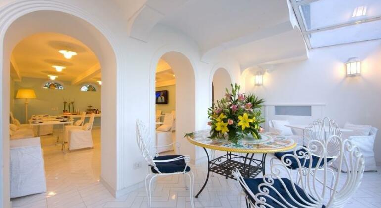 Hotel Bougainville Positano - Photo2