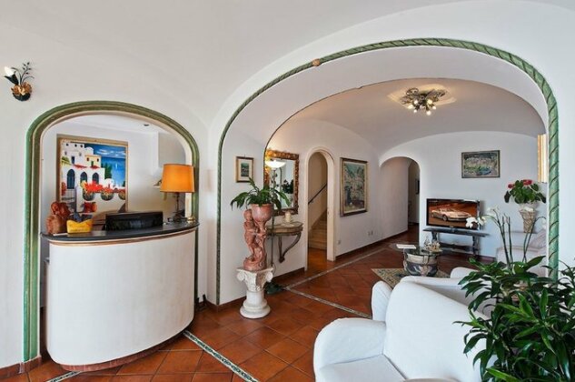 Hotel Villa Gabrisa - Photo4