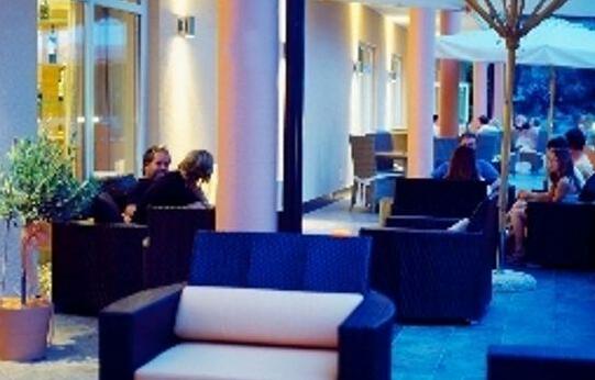 Garden Park Hotel - Photo4